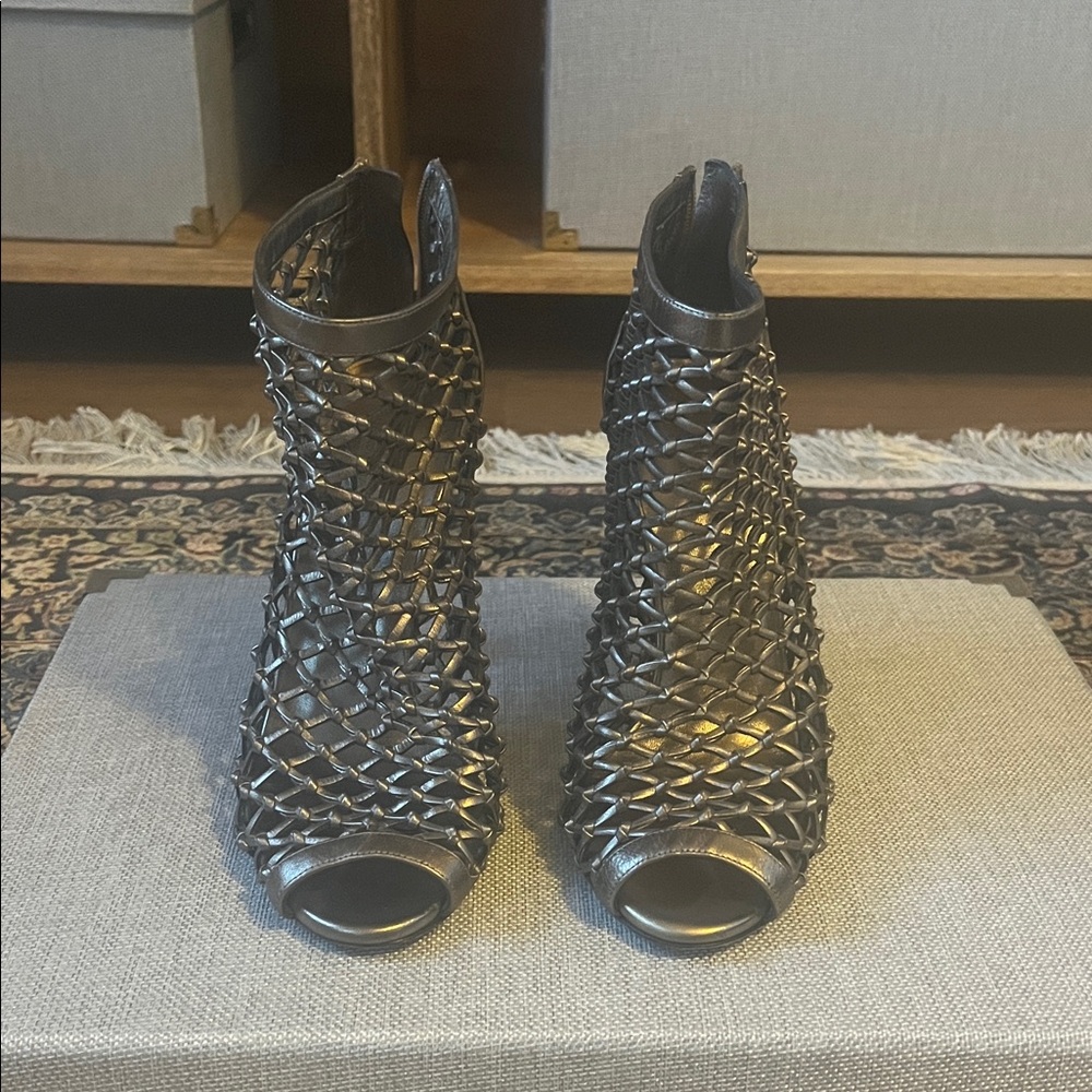 Gucci Black Mesh Women's Heels